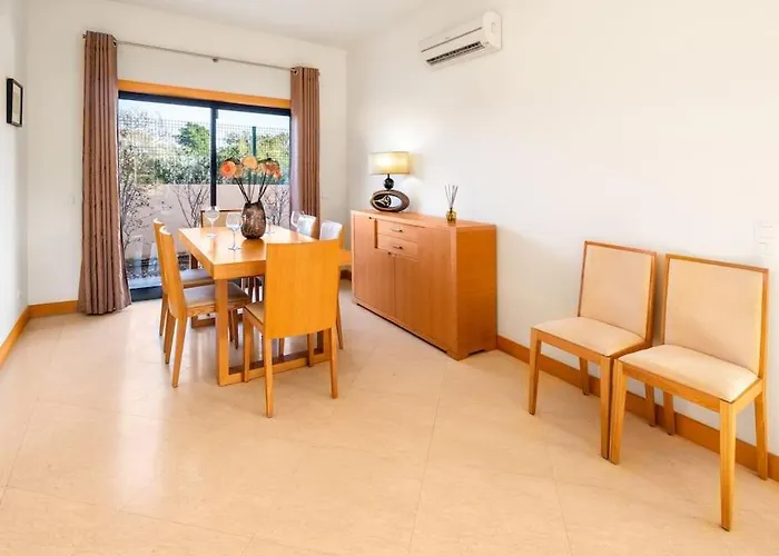 Lidia Oura With Private Swimmingpool Villa *