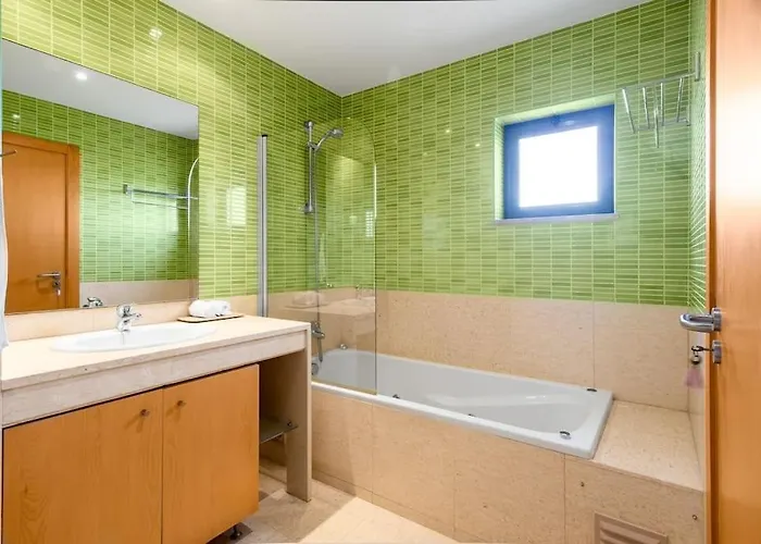 Lidia Oura With Private Swimmingpool Villa *