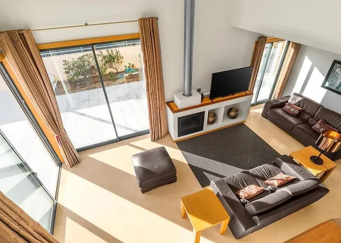 Villa Lidia Oura With Private Swimmingpool Albufeira