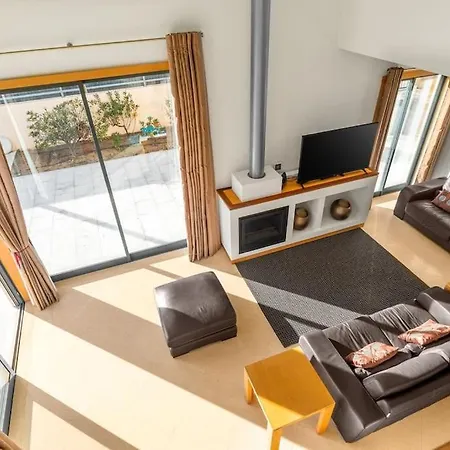 Villa Lidia Oura With Private Swimmingpool Albufeira